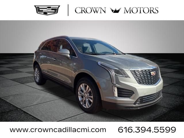 New 2026 Cadillac XT5 Luxury