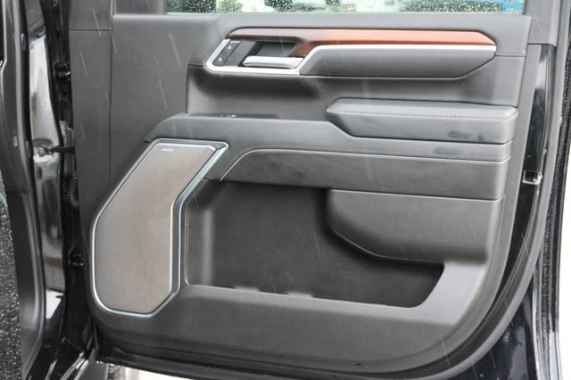 Used 2026 GMC Sierra 2500 Denali w/ Technology Package AWD/4WD image 32