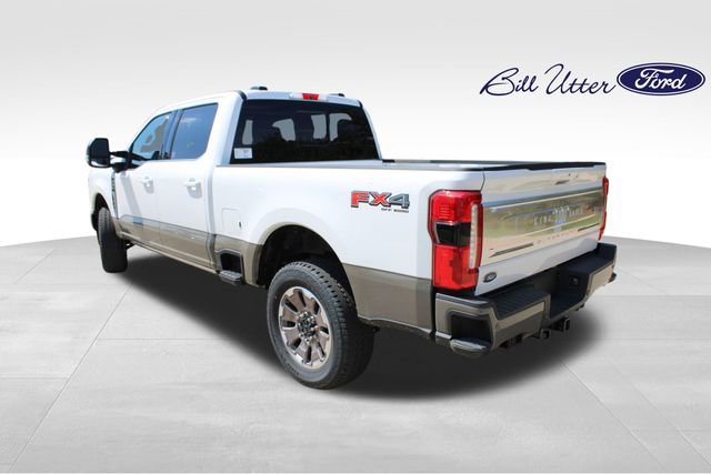 New 2026 Ford F250 King Ranch w/ FX4 Off-Road Package image 4