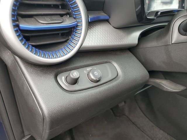 Used 2024 Chevrolet Trax LS w/ LS Convenience Package FWD image 11