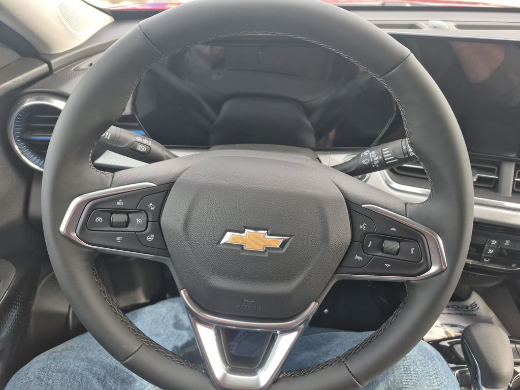 New 2026 Chevrolet Trax LT w/ LT Convenience Package image 14