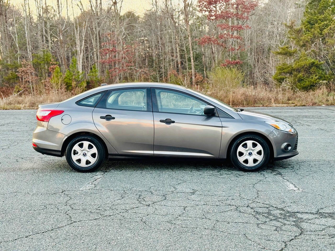 Used 2012 Ford Focus S image 10