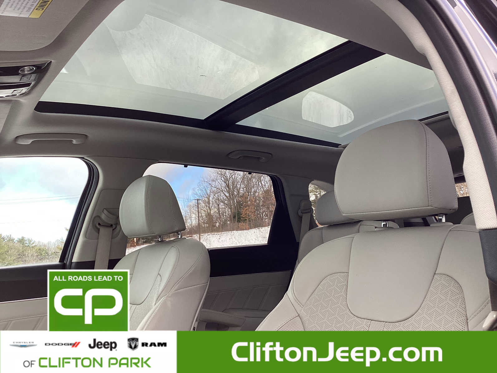 Used 2023 Kia Sorento SX Prestige image 16