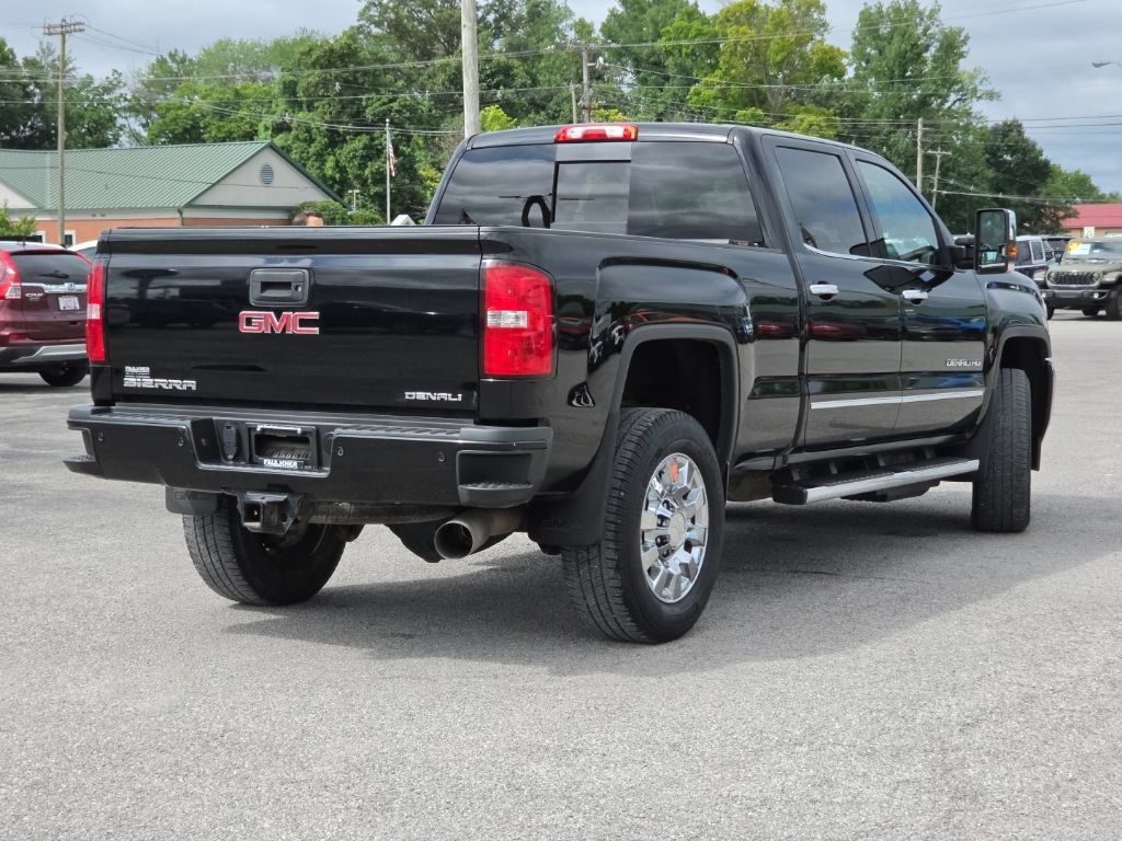 Used 2019 GMC Sierra 2500 Denali w/ Duramax Plus Package AWD/4WD image 7