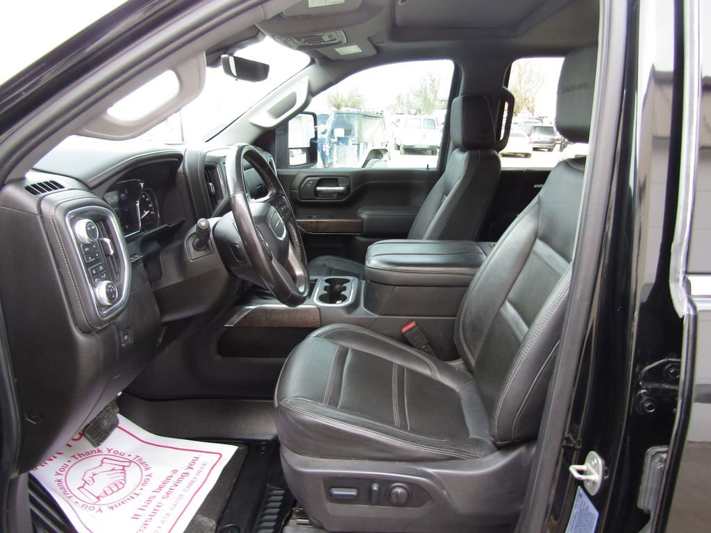 Used 2023 GMC Sierra 2500 Denali w/ Denali Black Diamond Edition image 34