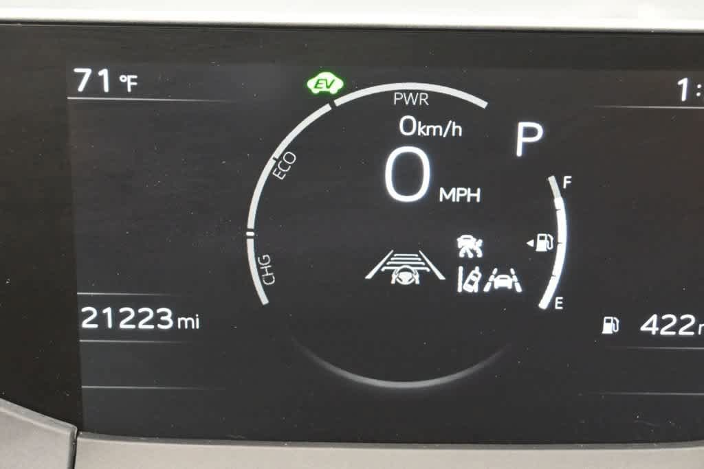Certified 2025 Toyota Prius LE FWD image 16