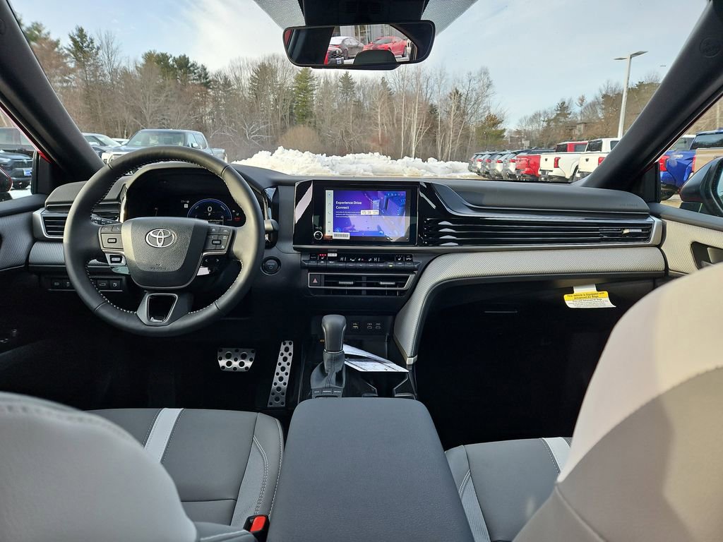 New 2026 Toyota Camry Hybrid image 7