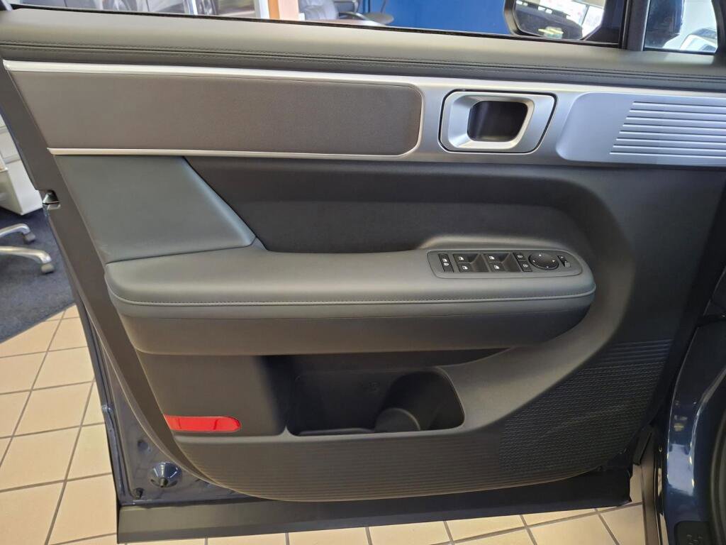 New 2026 Hyundai Santa Fe SEL image 5