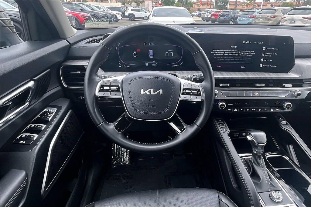 Used 2024 Kia Telluride EX w/ EX Captain's Chair Package FWD image 7