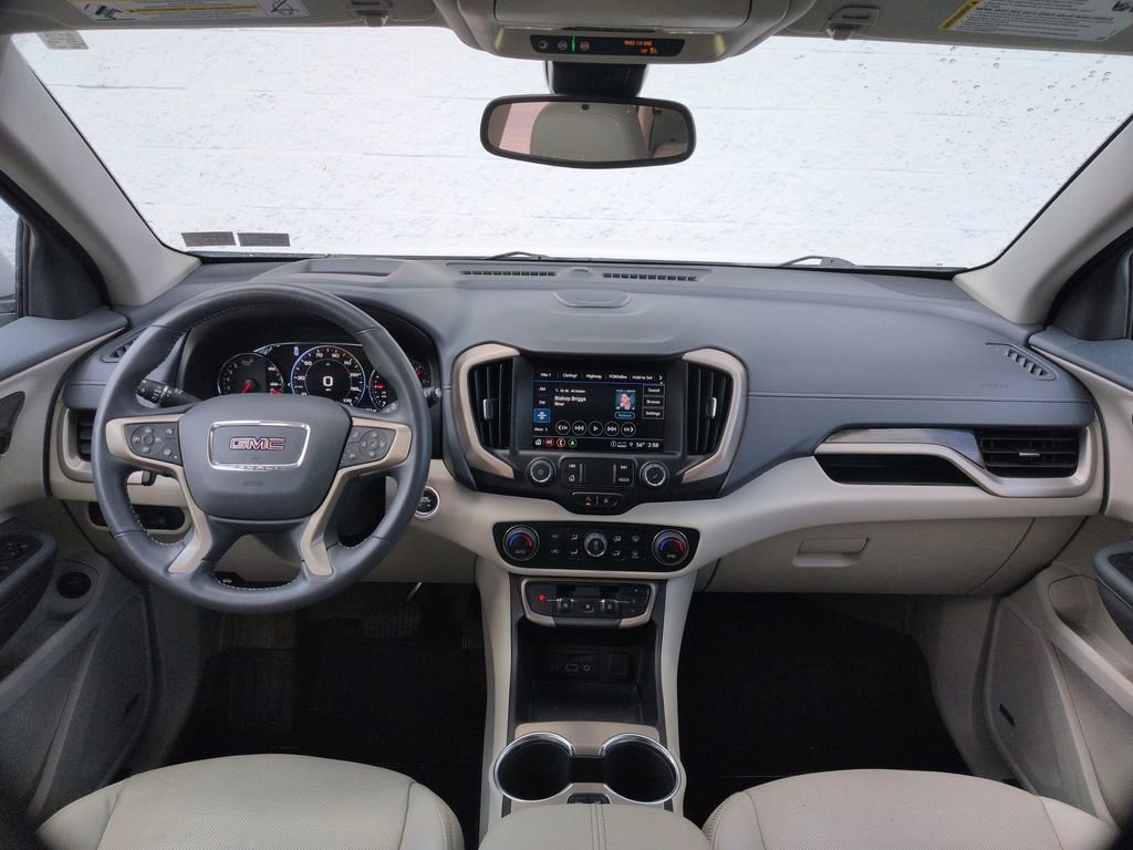 Certified 2022 GMC Terrain Denali w/ Denali Premium Package AWD/4WD image 9