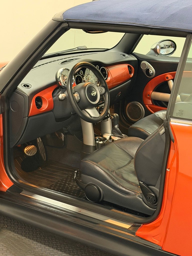 Used 2005 MINI Cooper S FWD image 8