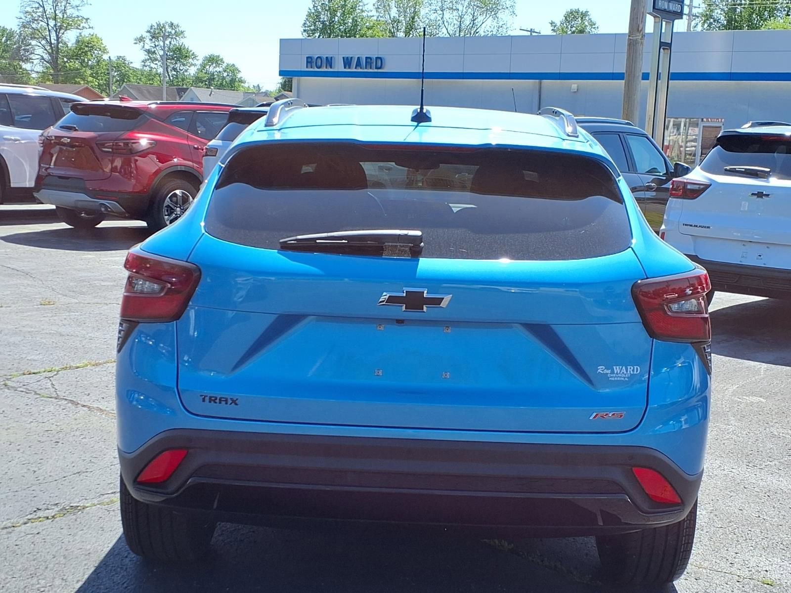 New 2026 Chevrolet Trax RS w/ Sunroof Package FWD image 13