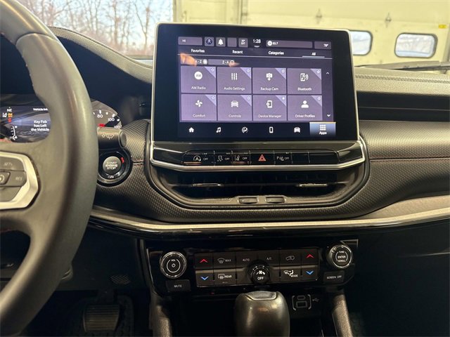 Used 2023 Jeep Compass Trailhawk image 11