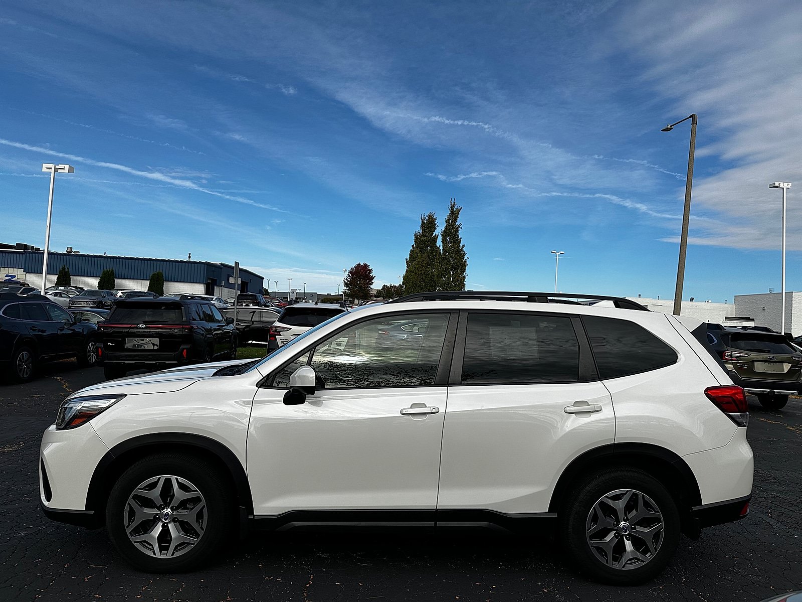 Used 2021 Subaru Forester Premium AWD/4WD image 6