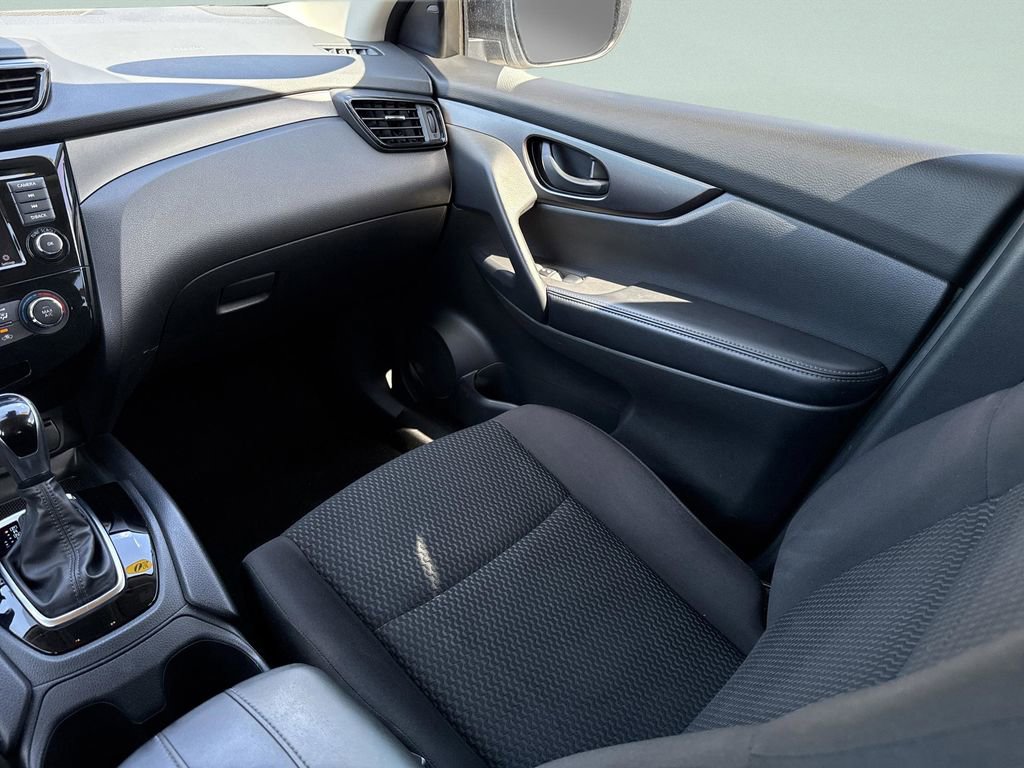 Certified 2020 Nissan Rogue Sport S w/ Appearance Package FWD image 27