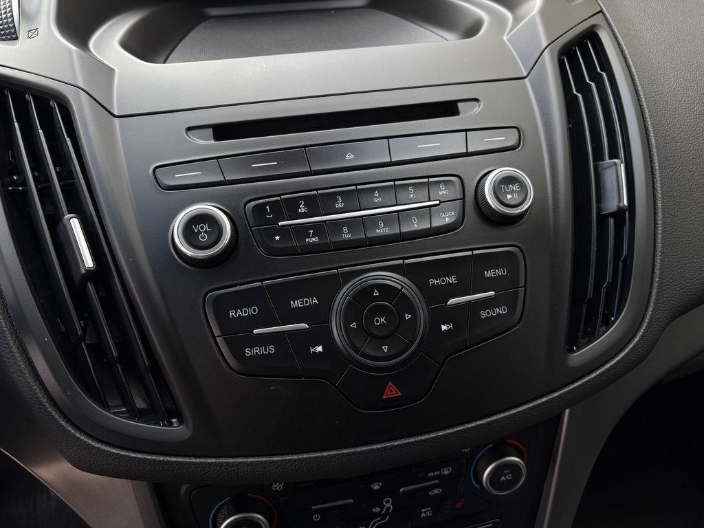 Used 2018 Ford Escape SE w/ Ford Safe & Smart Package image 22