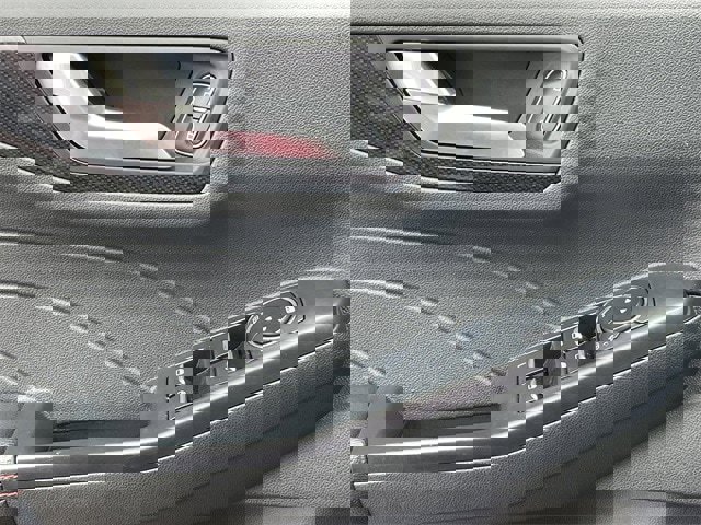 Used 2025 Ford Escape ST-Line image 23