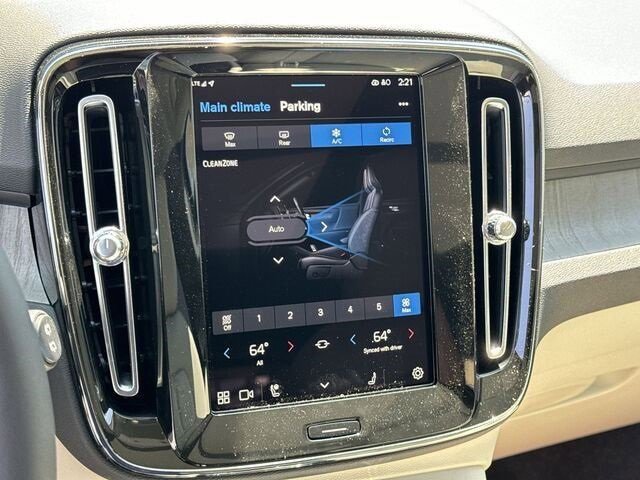 New 2024 Volvo XC40 B5 Plus w/ Protection Package Premier image 10