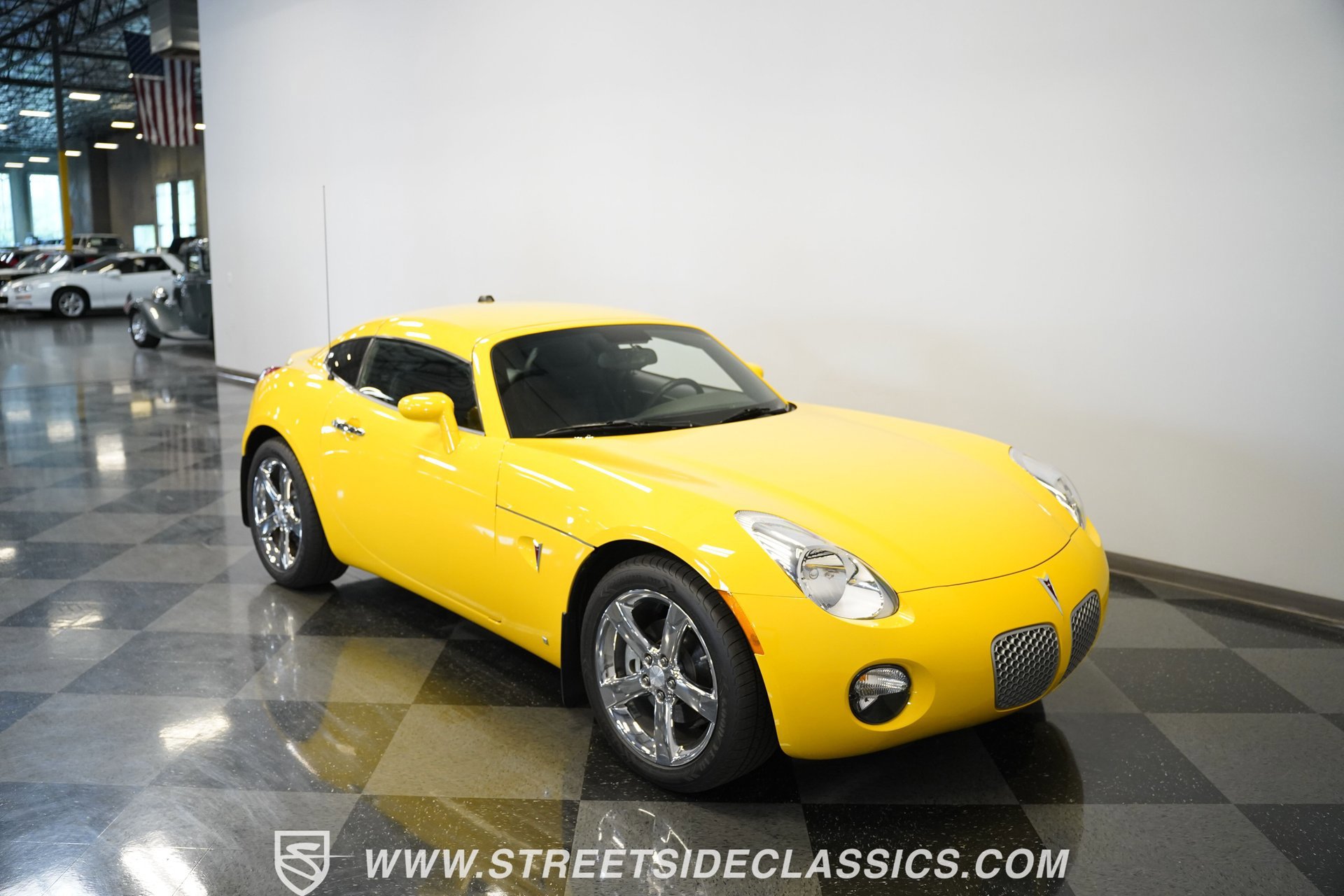 Used 2009 Pontiac Solstice Coupe w/ Premium Package image 19