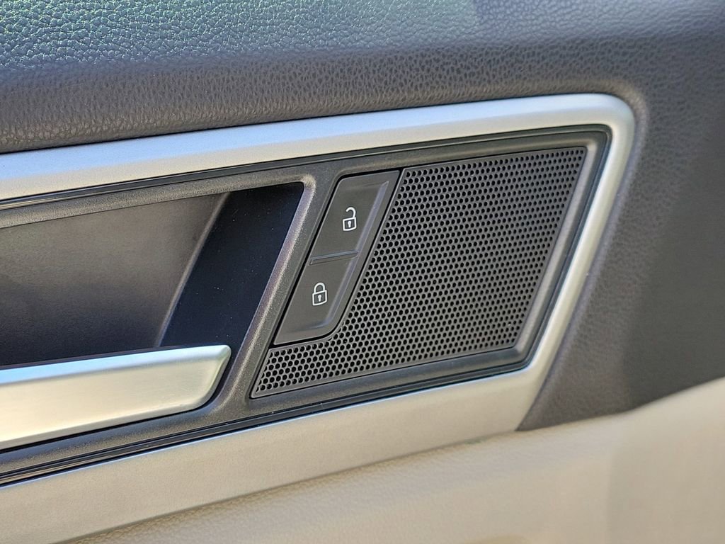 Used 2020 Volkswagen Atlas SE w/ Panoramic Sunroof Package AWD/4WD image 21