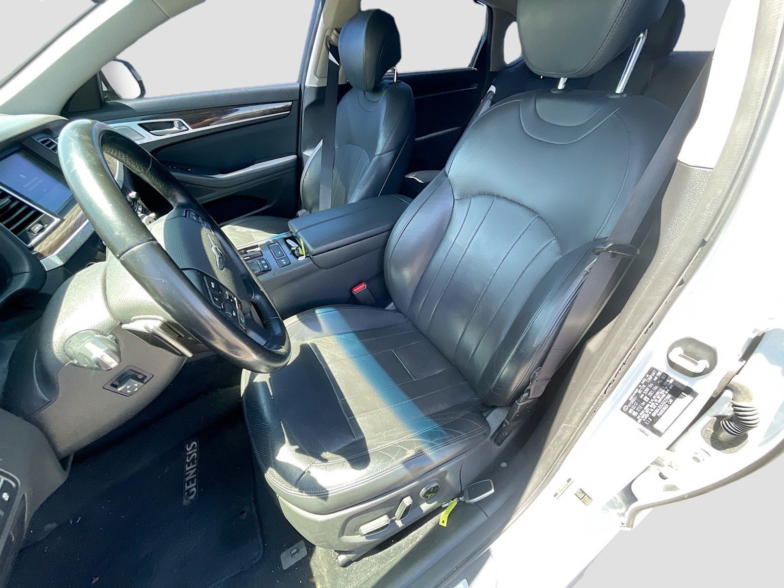 Used 2018 Genesis G80 3.8 w/ Option Group 02 RWD image 14