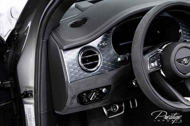 Used 2021 Bentley Bentayga Speed AWD/4WD image 32