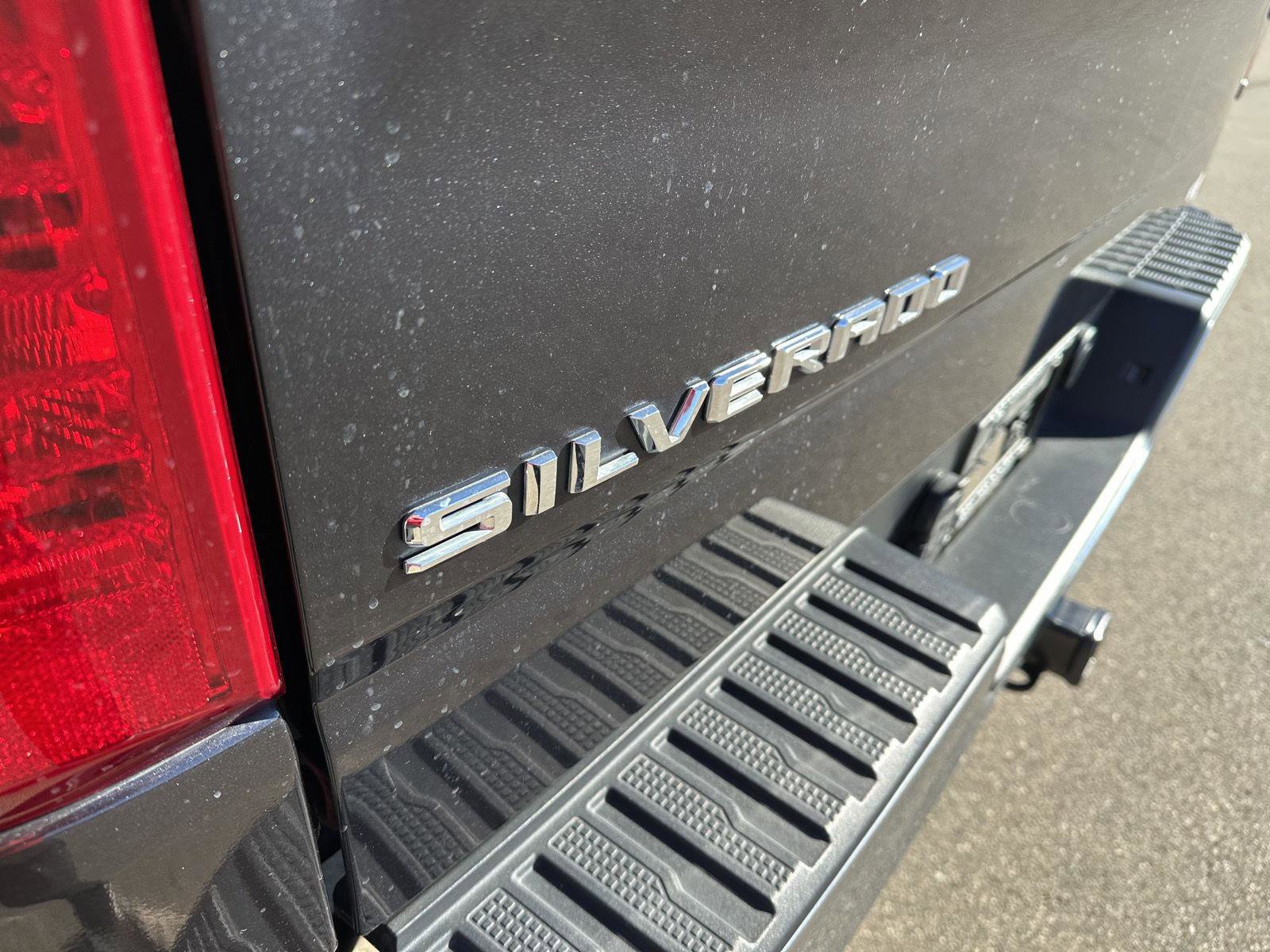 Used 2023 Chevrolet Silverado 1500 LT image 5