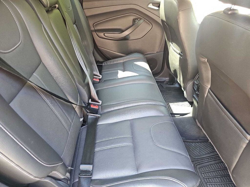 Used 2013 Ford Escape Titanium w/ Parking Technology Pkg AWD/4WD image 14