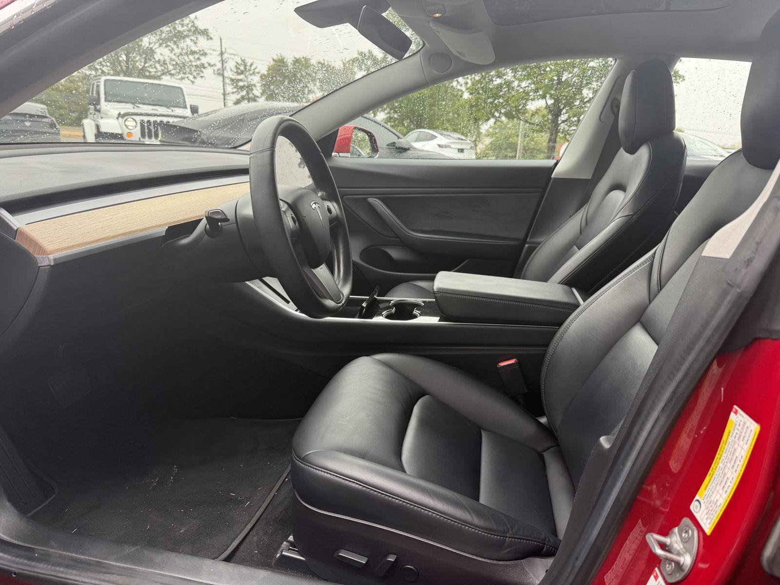 Used 2018 Tesla Model 3 Long Range RWD image 17