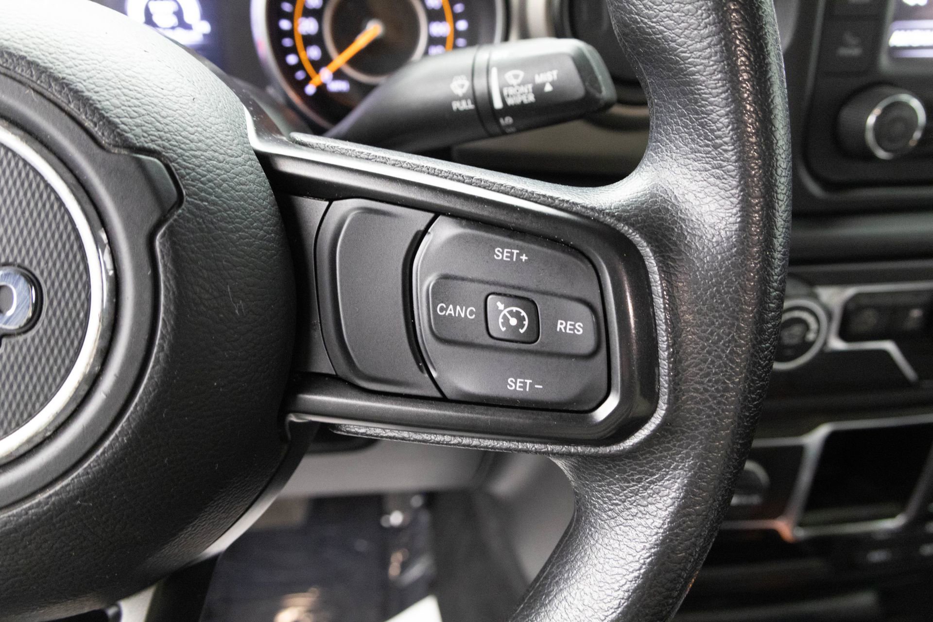 Used 2021 Jeep Gladiator Sport image 23