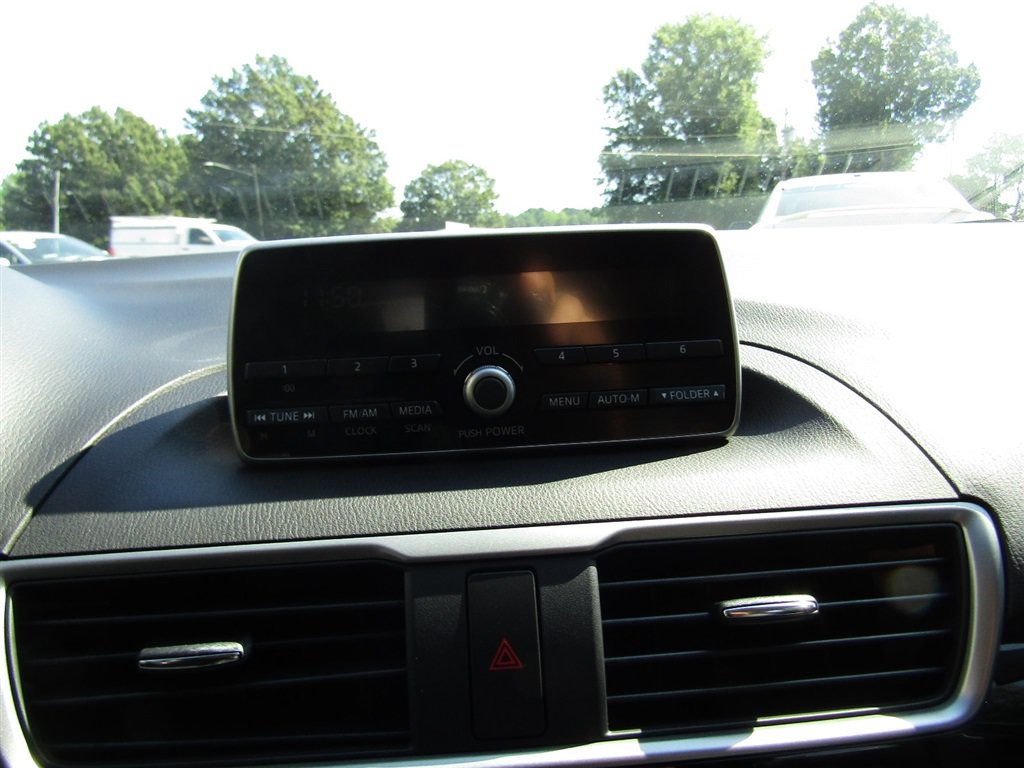 Used 2014 MAZDA MAZDA3 i Touring FWD image 26