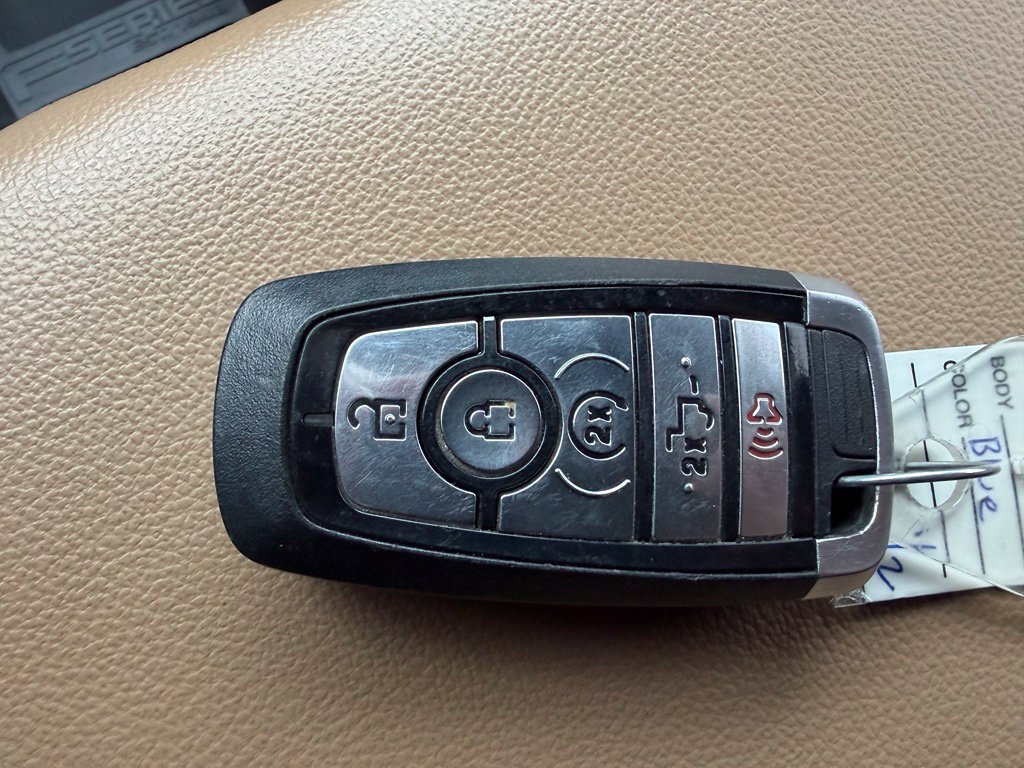Used 2023 Ford F250 Lariat w/ Sport Appearance Package AWD/4WD image 37