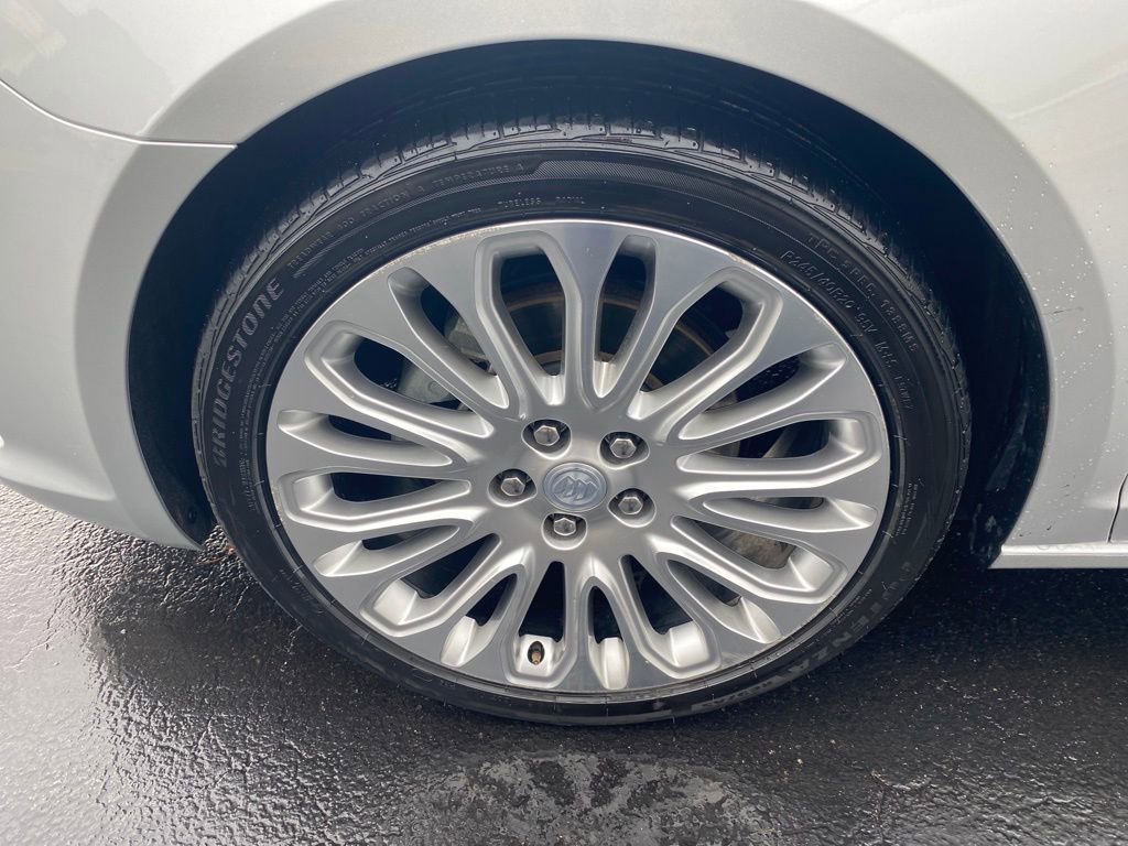 Used 2014 Buick LaCrosse Premium w/ Driver Confidence Package image 28