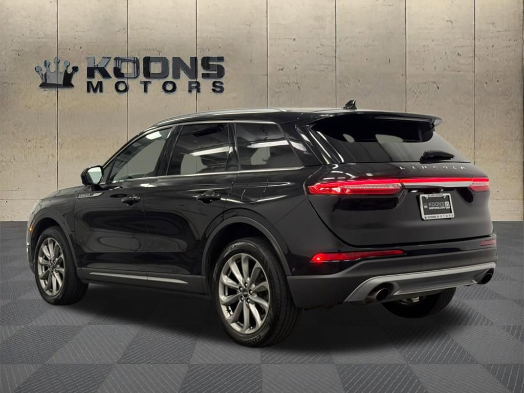 Used 2021 Lincoln Corsair AWD w/ Premium Package image 6