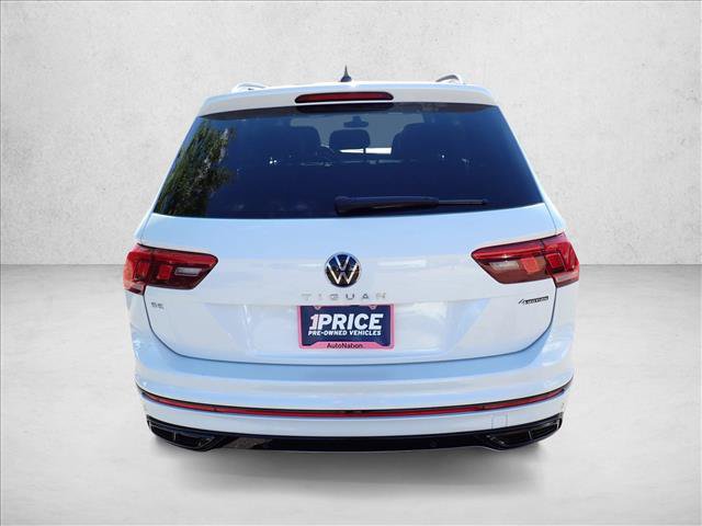 Used 2023 Volkswagen Tiguan SE R-Line AWD/4WD image 3