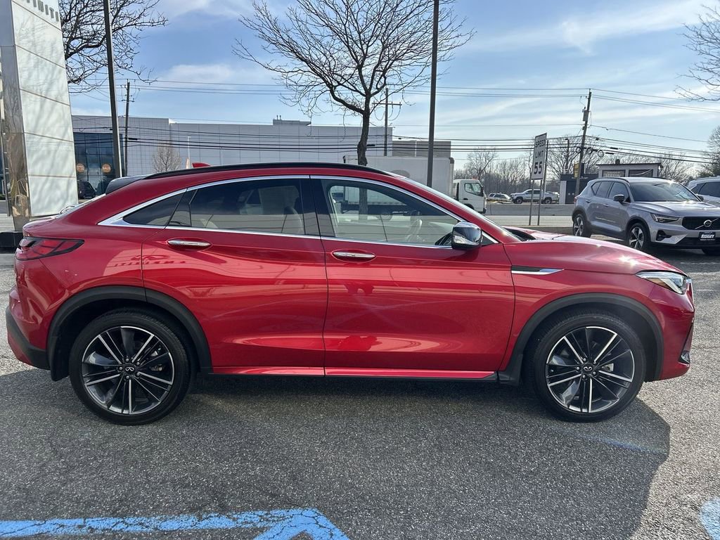 Certified 2023 INFINITI QX55 Essential image 9