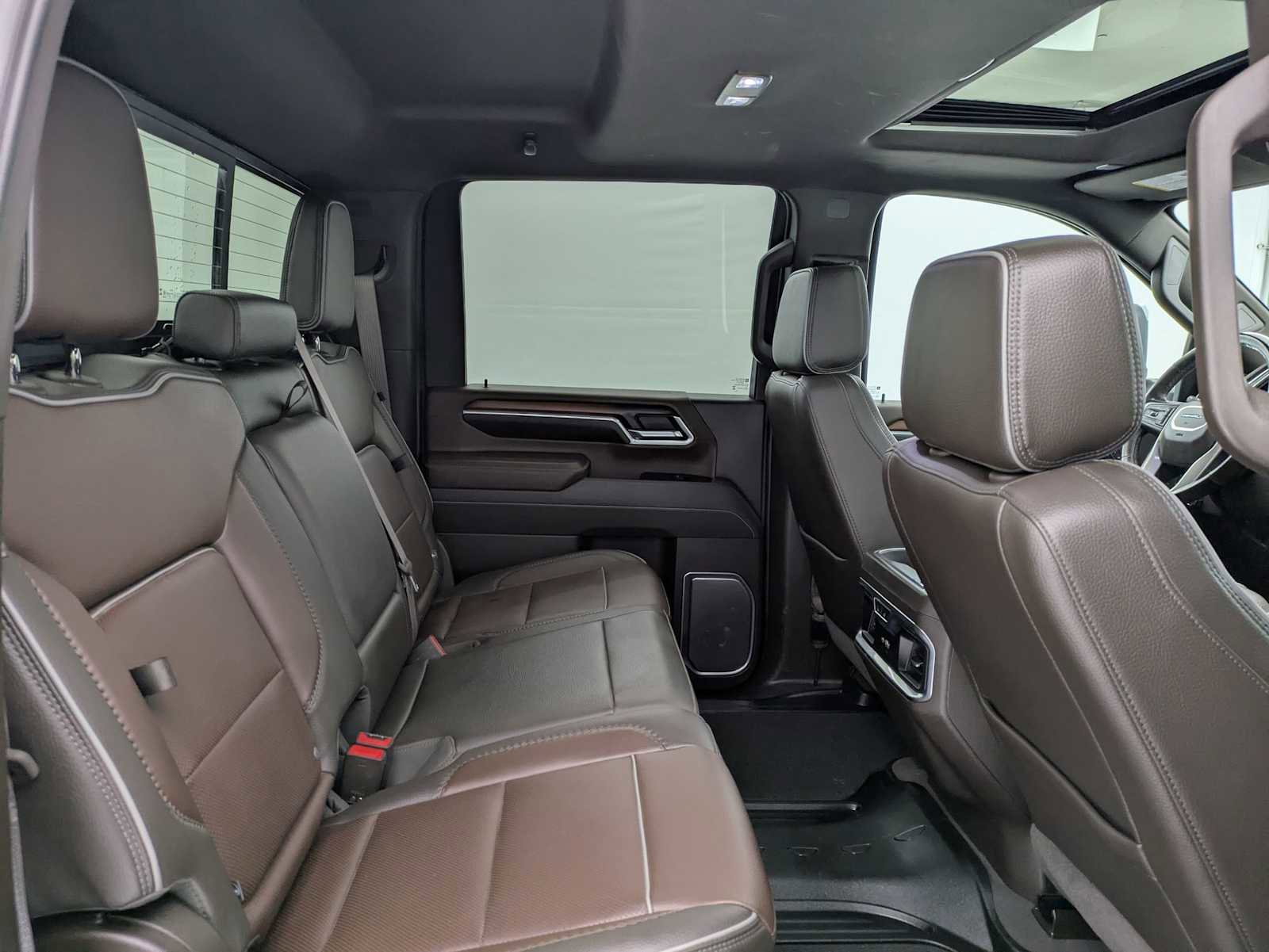 Used 2025 GMC Sierra 2500 Denali w/ Denali Reserve Package image 23