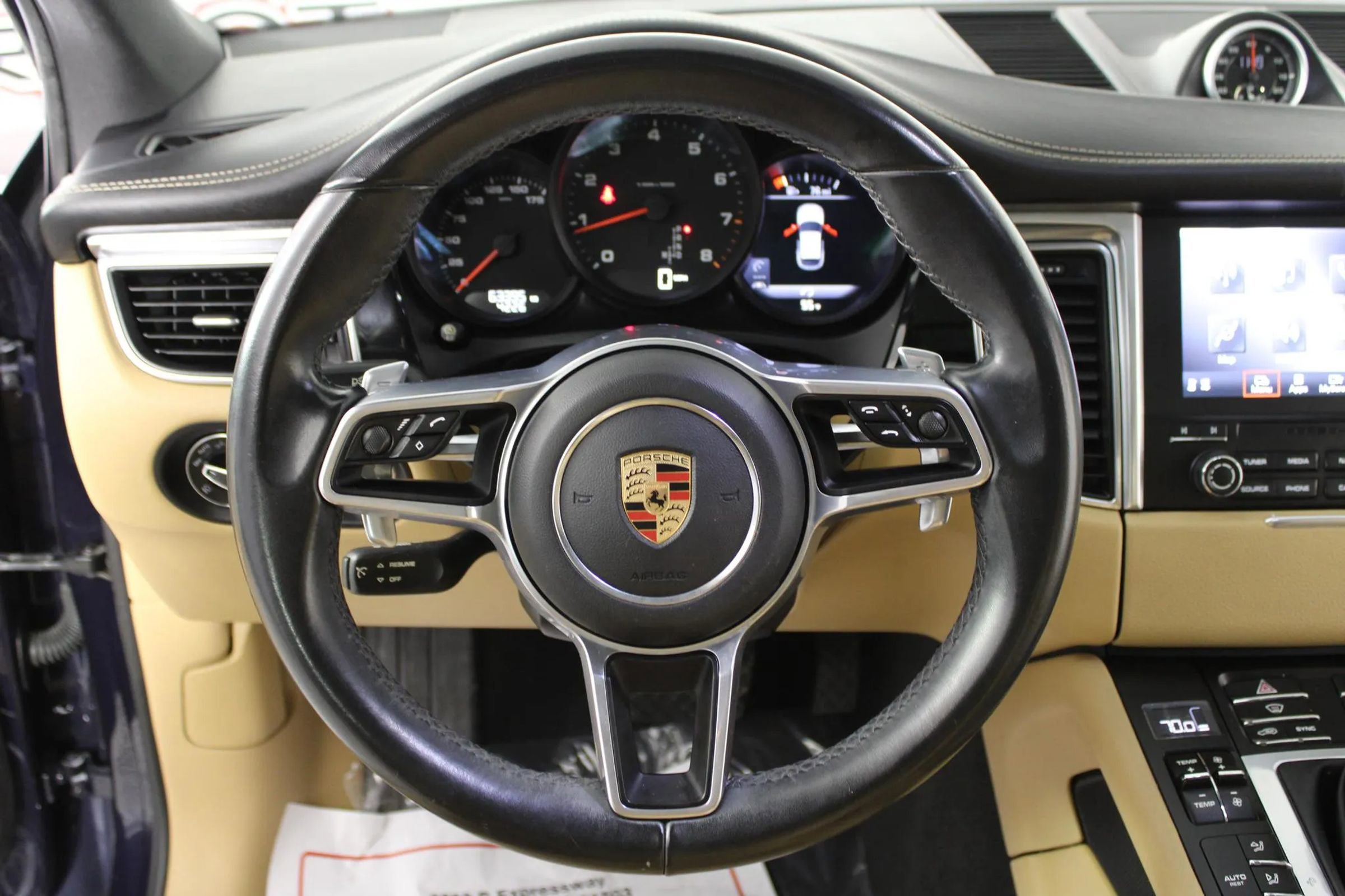 Used 2018 Porsche Macan Sport Edition image 13