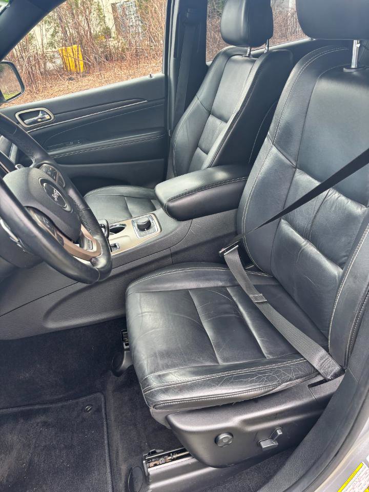 Used 2014 Jeep Grand Cherokee Limited image 18