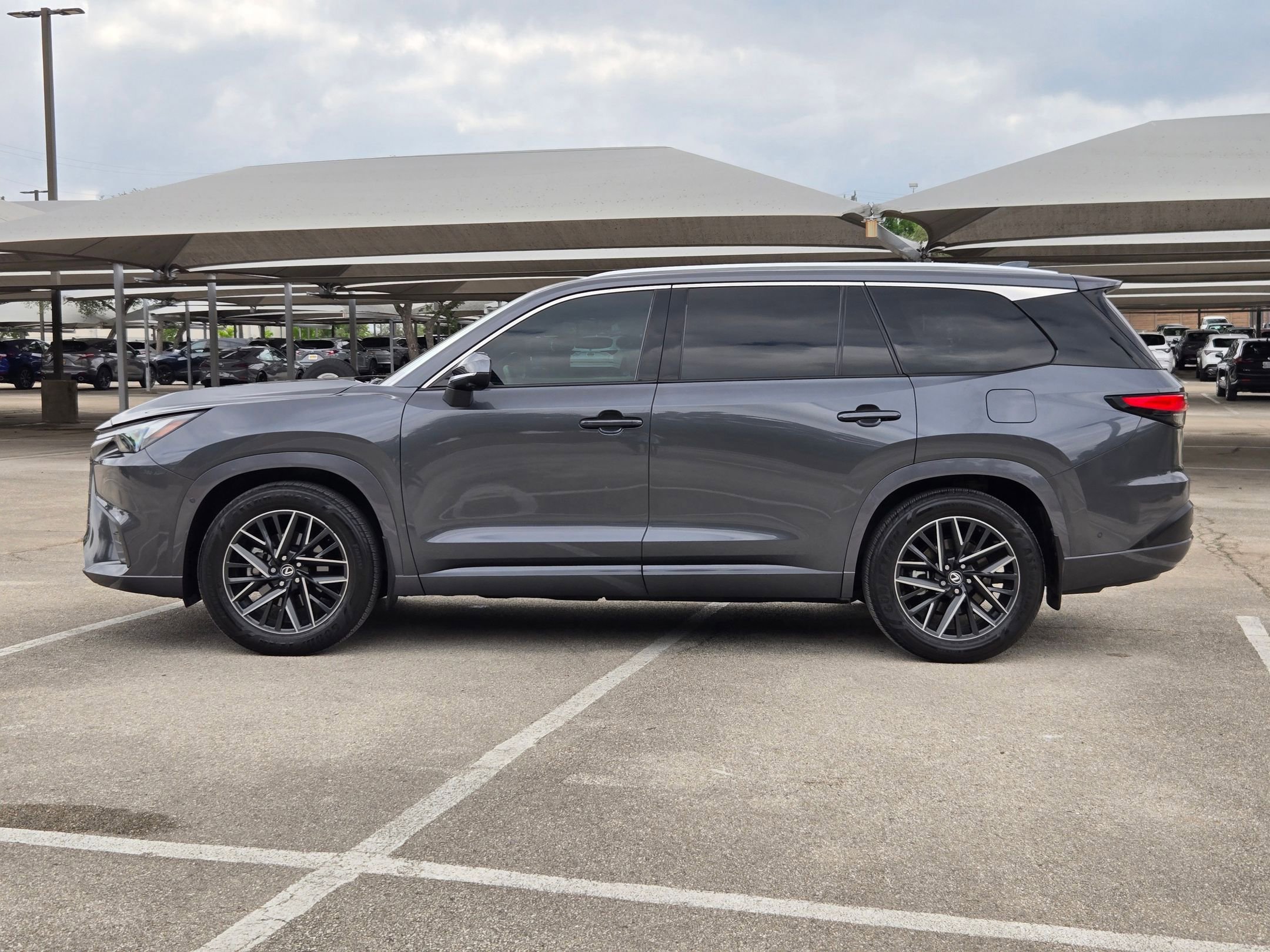 Used 2024 Lexus TX 350 FWD w/ Captains Chair Package image 7