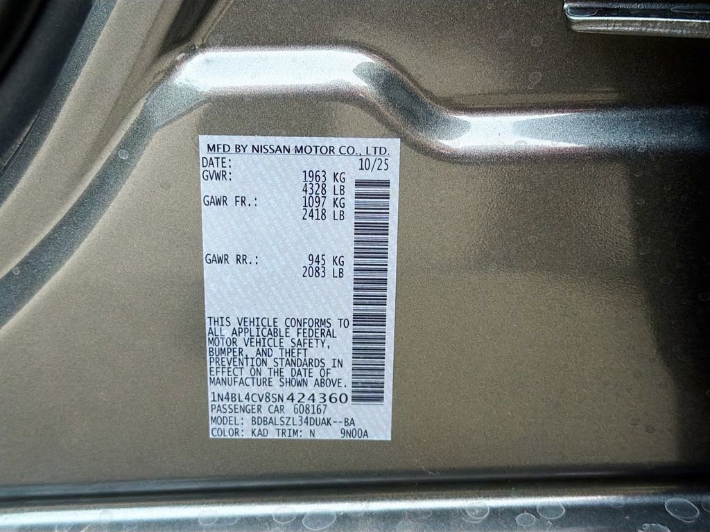 New 2025 Nissan Altima 2.5 SR image 17