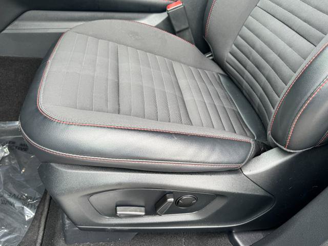 Used 2025 Ford Explorer ST-Line AWD/4WD image 26