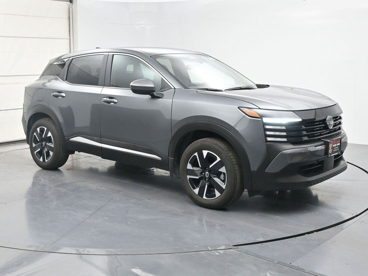 Certified 2025 Nissan Kicks SV AWD/4WD image 24