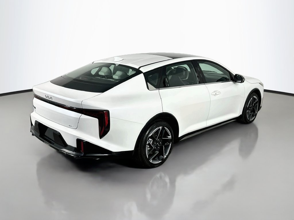 Used 2025 Kia K4 GT-Line w/ GT-Line Premium Package FWD image 7