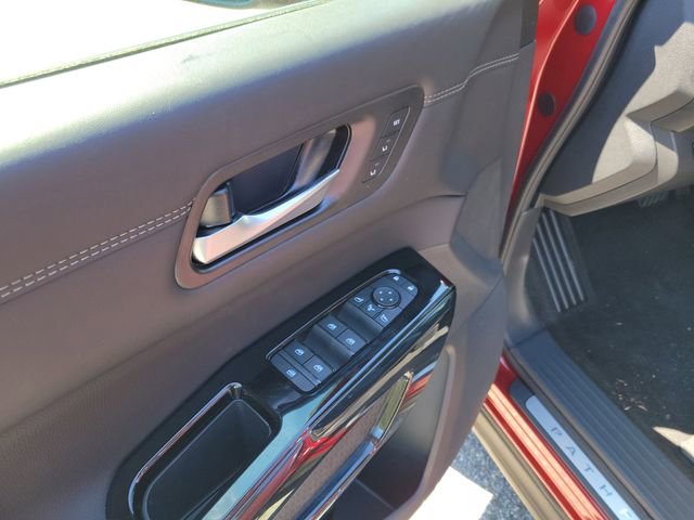 New 2026 Nissan Pathfinder Platinum image 6