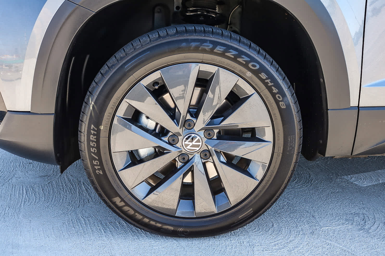 Used 2024 Volkswagen Taos S image 11