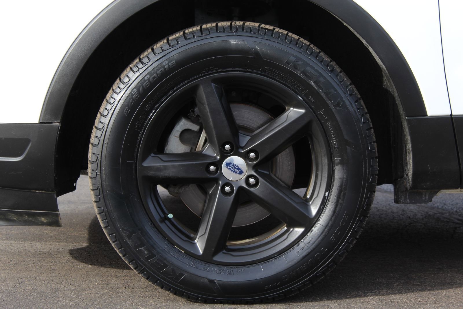 Used 2019 Ford Explorer 4WD w/ Class III Trailer Tow Package image 21