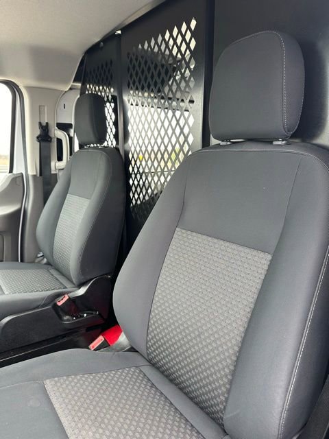 Used 2023 Ford Transit 250 Low Roof AWD w/ Exterior Upgrade Package image 31