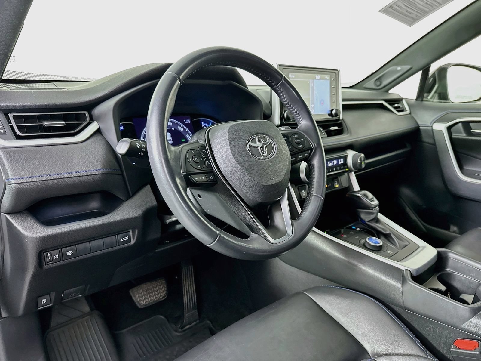Certified 2019 Toyota RAV4 XSE AWD/4WD image 9