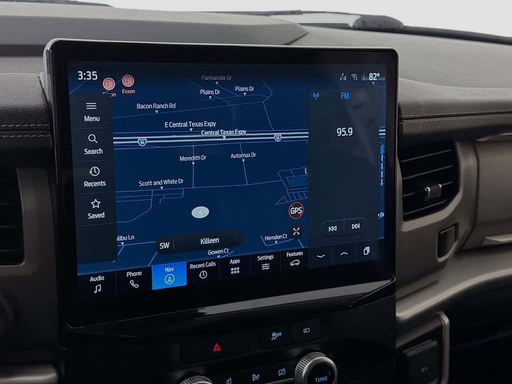 Used 2022 Ford Expedition XLT image 17